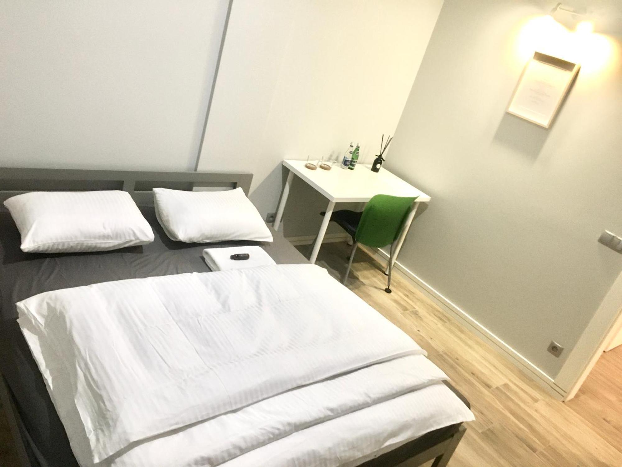 Fractal Guest Rooms - Poznan Centrum Andersia Square & Old Town Rom bilde